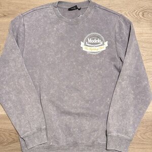 Super Soft Unisex Cerveza Modelo Gray Sweater